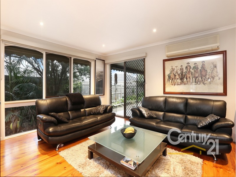 2 Greystoke Court, Berwick VIC 3806