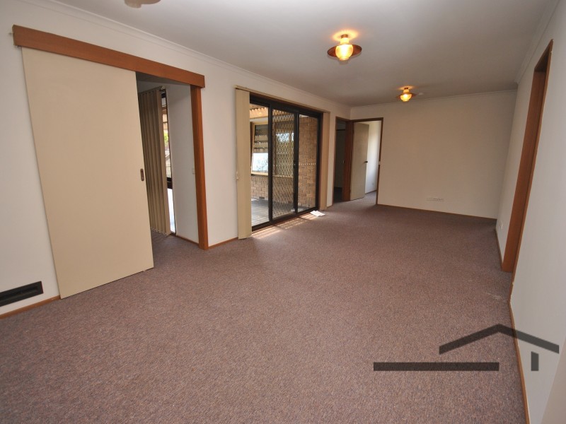 4 County Drive, Berwick VIC 3806