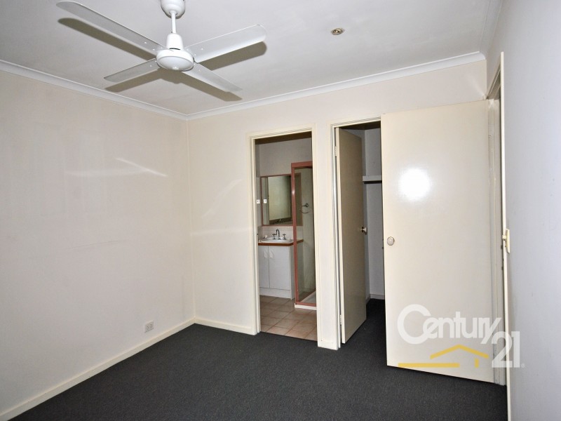 2 Meadow Place, Narre Warren South VIC 3805