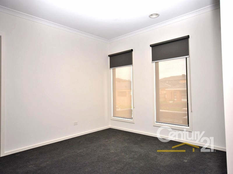 1 Hackberry Place, Berwick VIC 3806