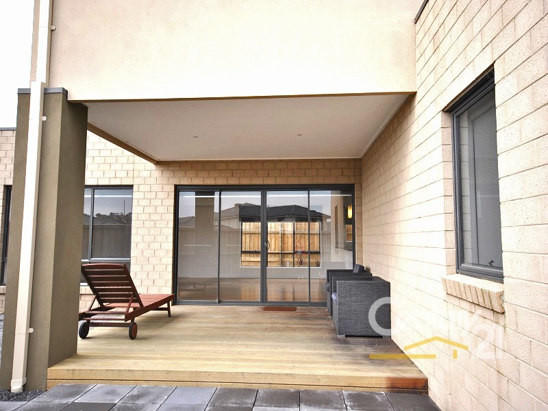 1 Hackberry Place, Berwick VIC 3806