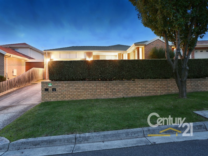 50 Sandalwood Drive, Narre Warren VIC 3805