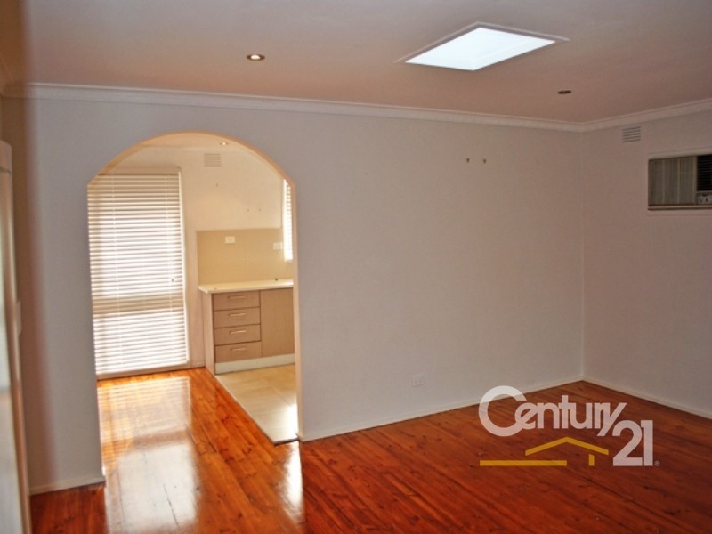 25 Upton Crescent, Narre Warren VIC 3805