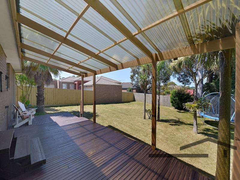 5 Crowley Avenue, Narre Warren VIC 3805