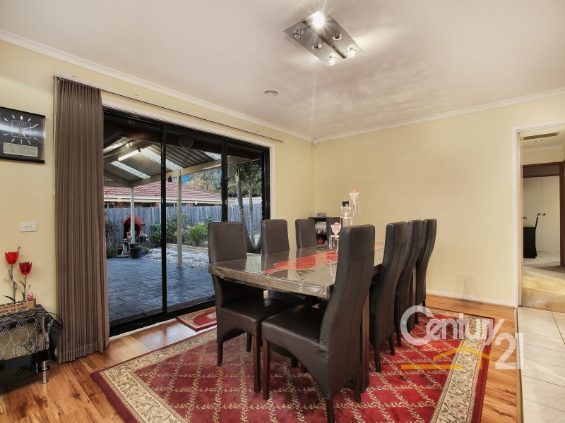 59 Bemersyde Drive, Berwick VIC 3806
