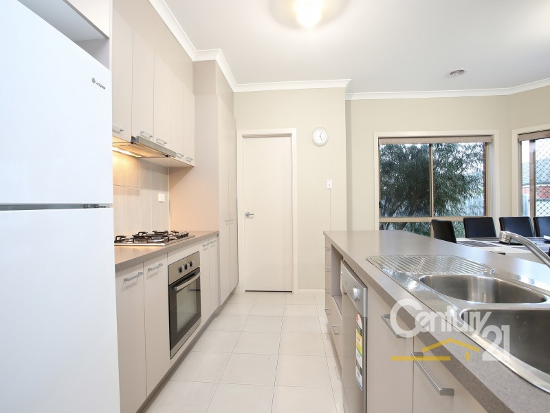 3/34 Sing Crescent, Berwick VIC 3806