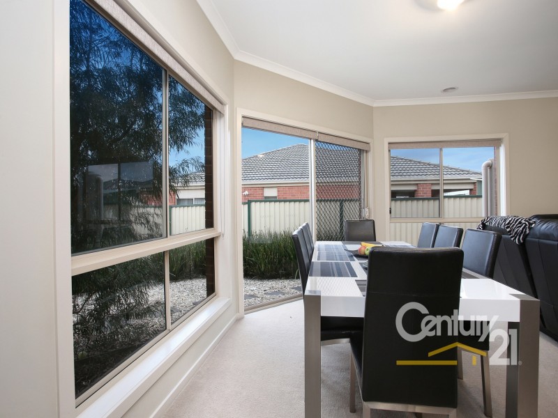 3/34 Sing Crescent, Berwick VIC 3806