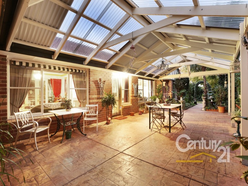 9 Attunga Court, Berwick VIC 3806