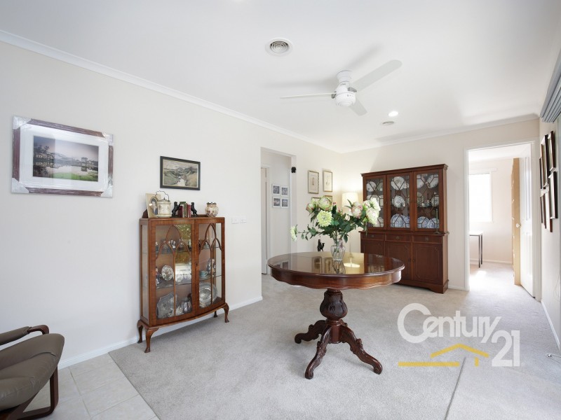 2A Armoy Close, Cranbourne VIC 3977