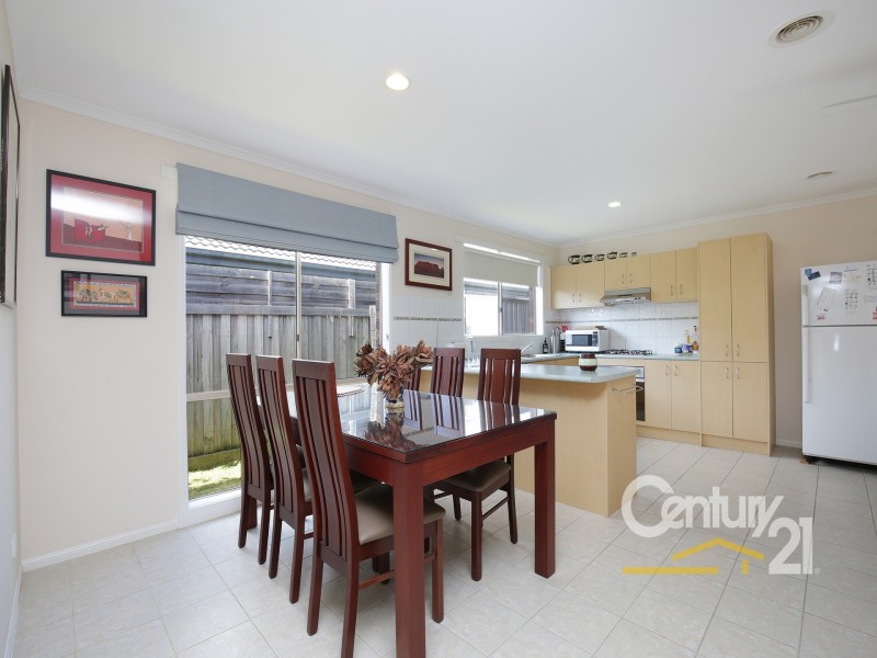 2A Armoy Close, Cranbourne VIC 3977