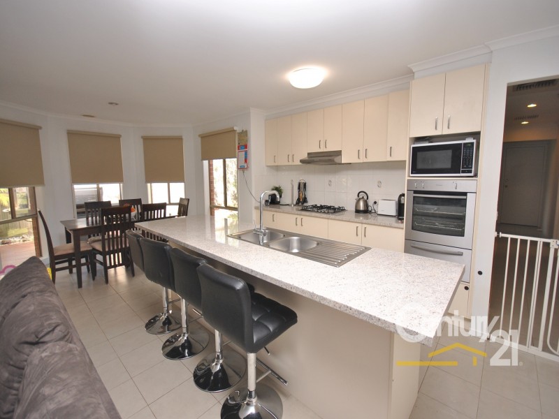 3 Kirrilee Court, Berwick VIC 3806