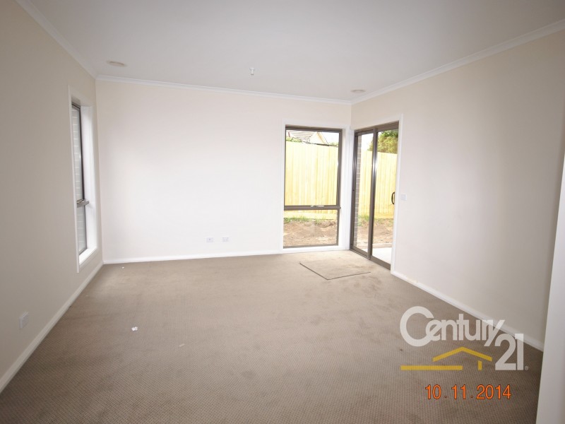 3/49 Benga Avenue, Dandenong VIC 3175