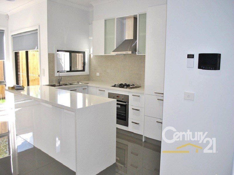 11D Hughes Crescent, Dandenong North VIC 3175