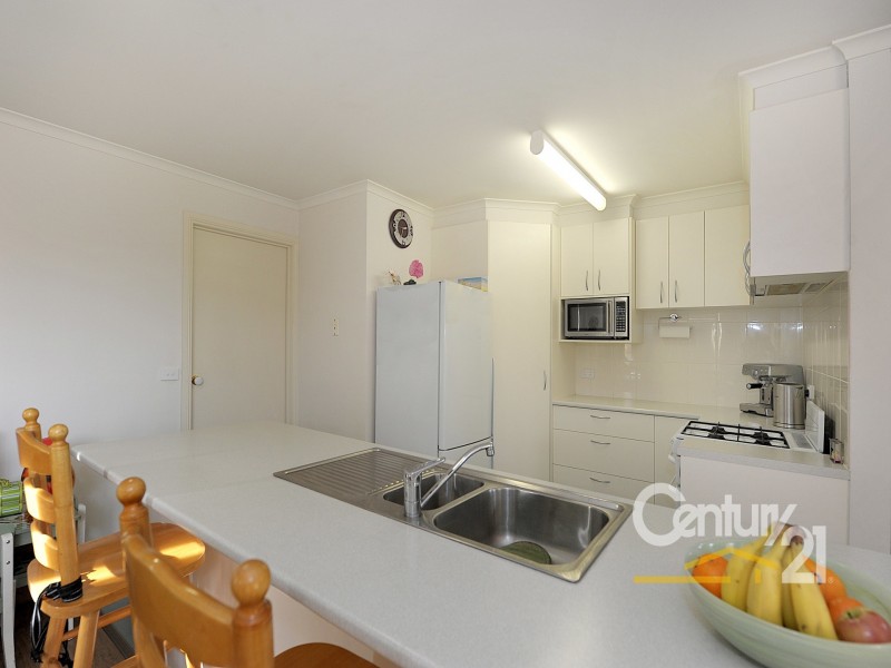 2/22 Shrives Road, Narre Warren VIC 3805