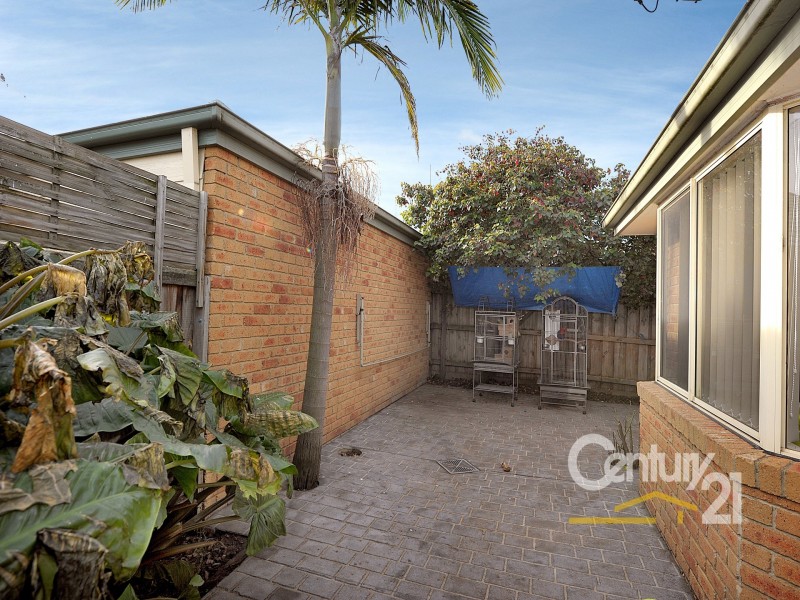 2/22 Shrives Road, Narre Warren VIC 3805