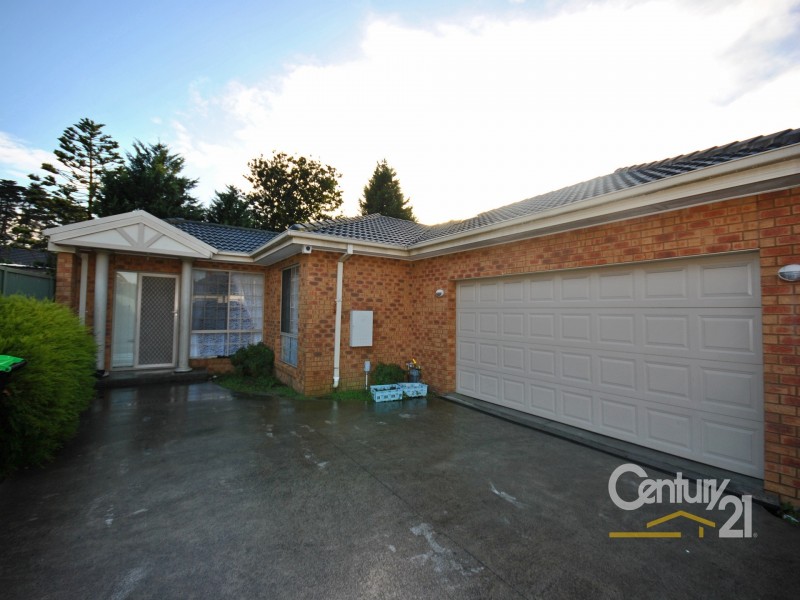 2/5 Burrows Avenue, Dandenong VIC 3175