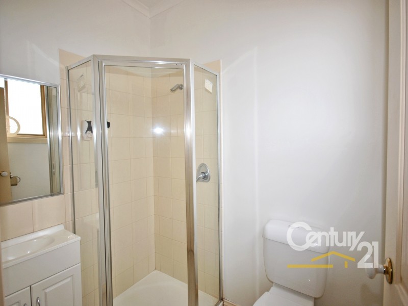 2/5 Burrows Avenue, Dandenong VIC 3175