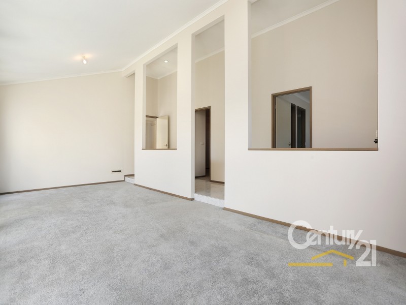 13 Warrock Court, Berwick VIC 3806