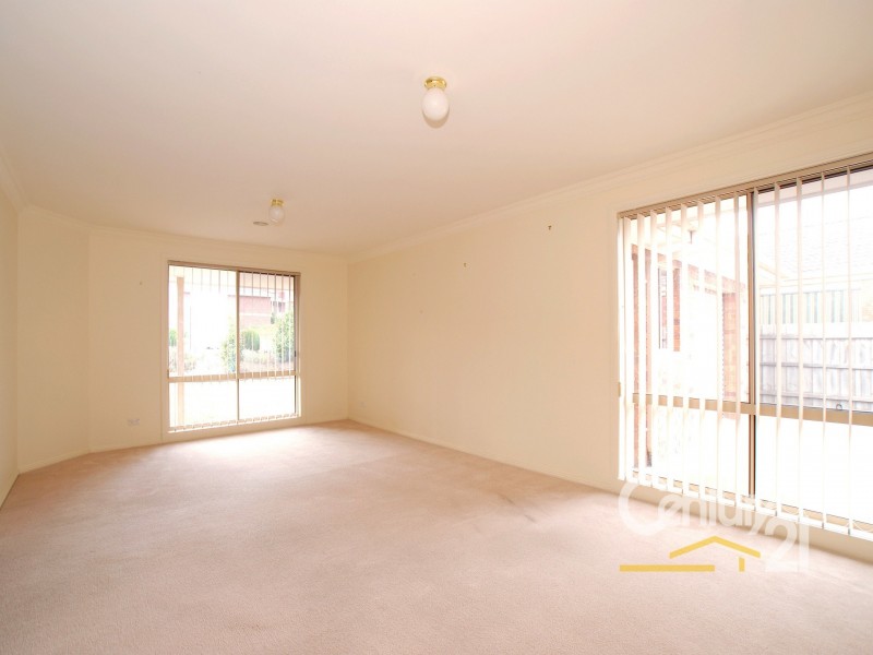 34 Earlsfield Drive, Berwick VIC 3806