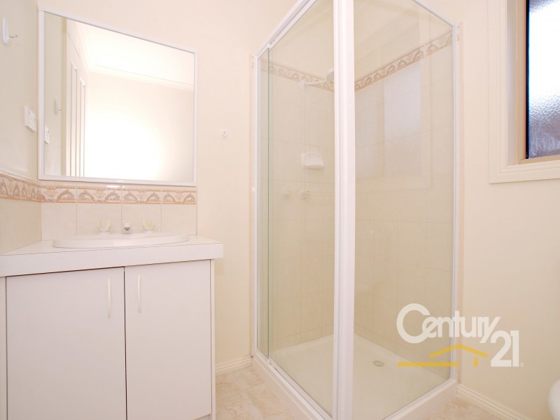 34 Earlsfield Drive, Berwick VIC 3806