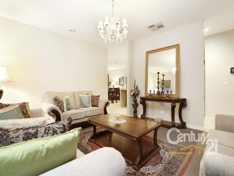 55 Selandra Boulevard, Clyde North VIC 3978