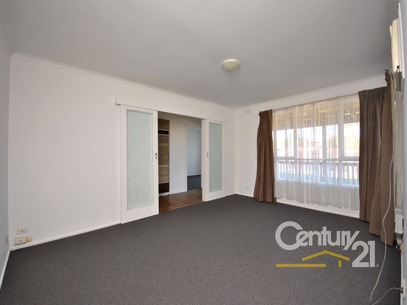 77 Sladen Street, Cranbourne VIC 3977