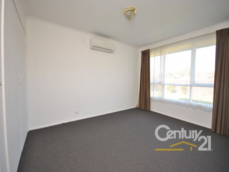 77 Sladen Street, Cranbourne VIC 3977