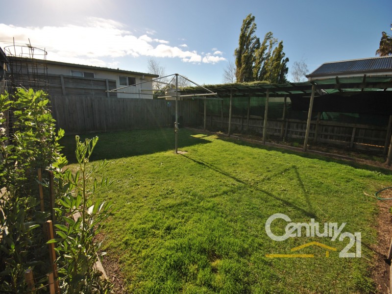 77 Sladen Street, Cranbourne VIC 3977