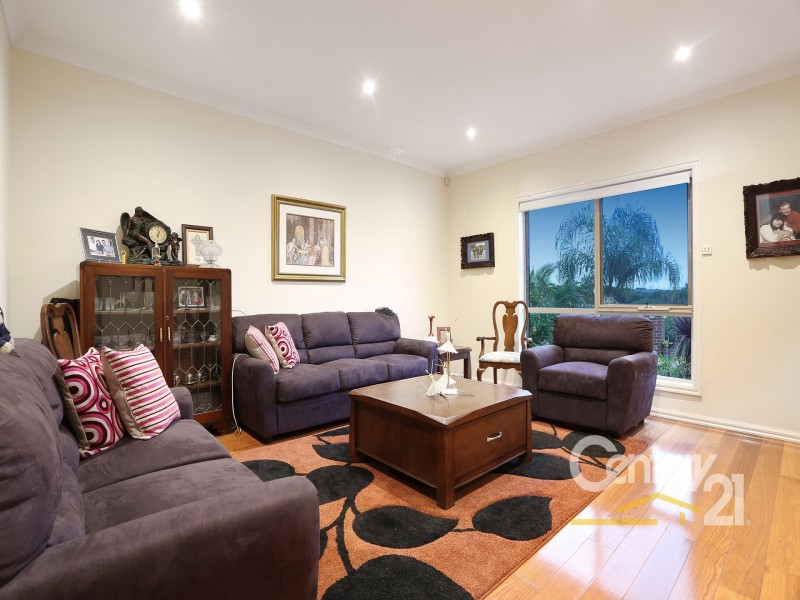 4 Sachiko Place, Berwick VIC 3806