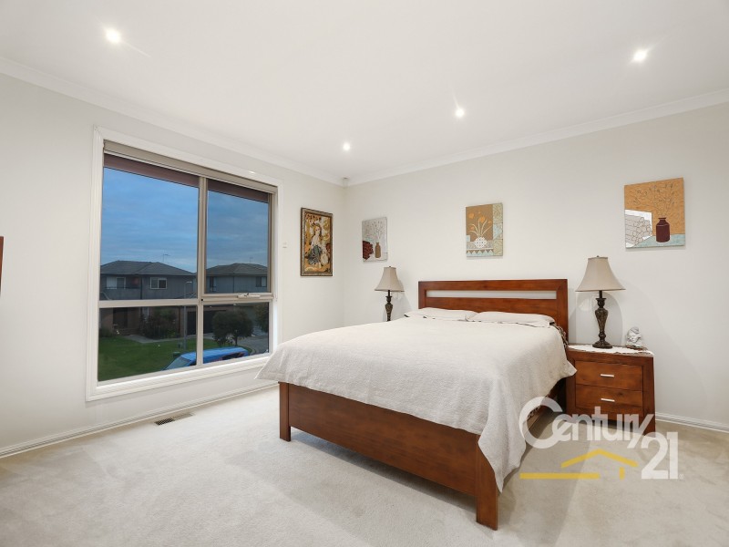 4 Sachiko Place, Berwick VIC 3806