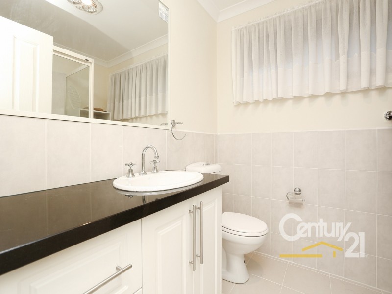 4 Sachiko Place, Berwick VIC 3806