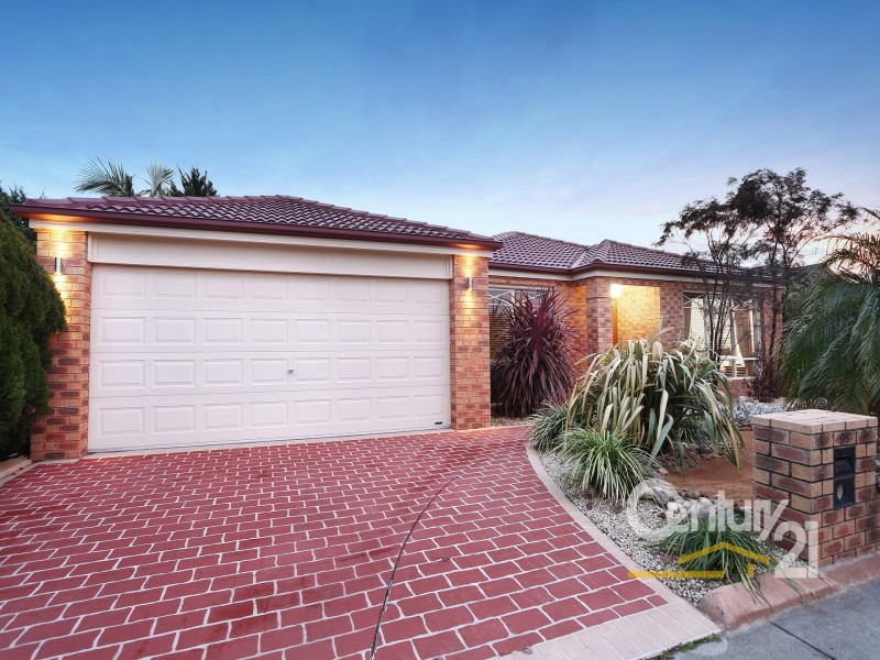 37 Sandalwood Drive, Narre Warren VIC 3805