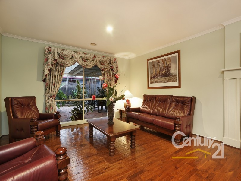 37 Sandalwood Drive, Narre Warren VIC 3805