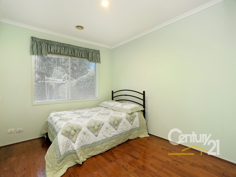 37 Sandalwood Drive, Narre Warren VIC 3805