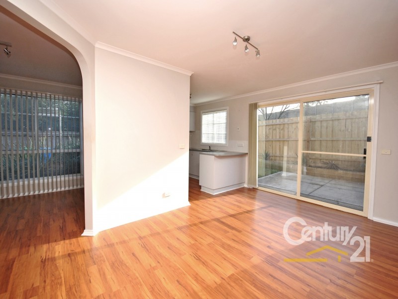 3/61 Strathavan Drive, Berwick VIC 3806