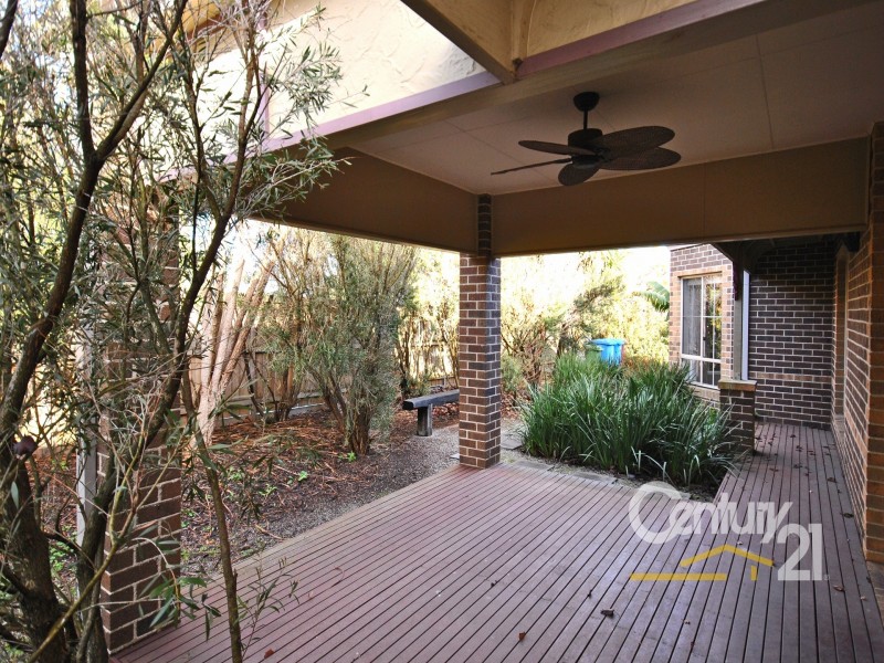 2 Don Collins Way, Berwick VIC 3806