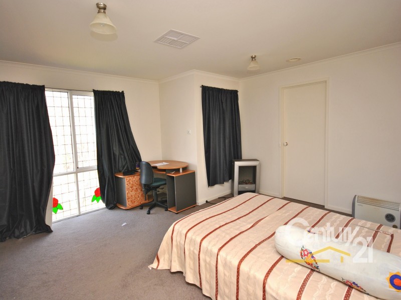 36 Willslie Crescent, Berwick VIC 3806