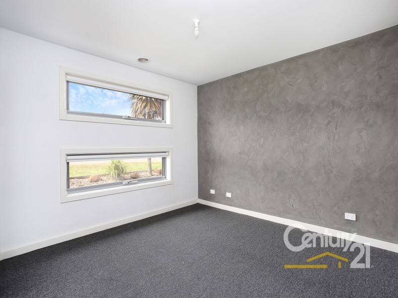 5 Emma Close, Drouin VIC 3818