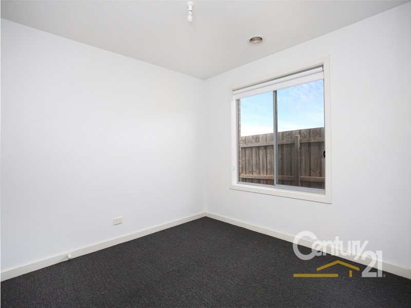 5 Emma Close, Drouin VIC 3818