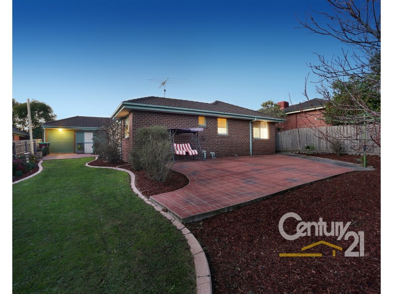 96 Avebury Drive, Berwick VIC 3806