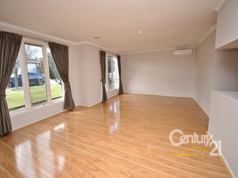 52 Hartsmere Drive, Berwick VIC 3806