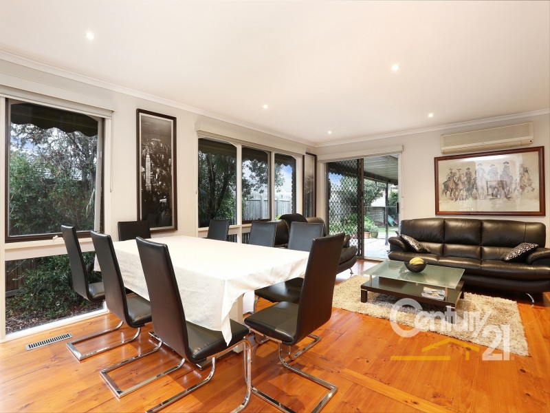 2 Greystoke Court, Berwick VIC 3806