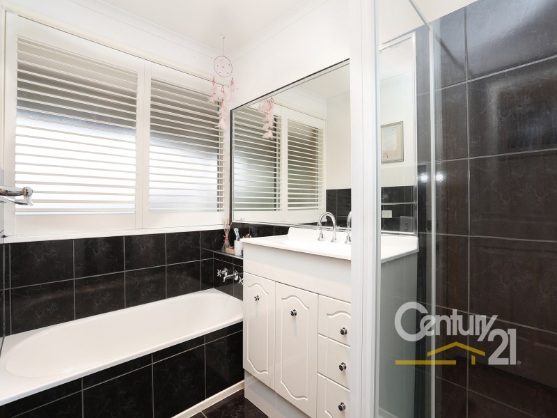 2 Greystoke Court, Berwick VIC 3806