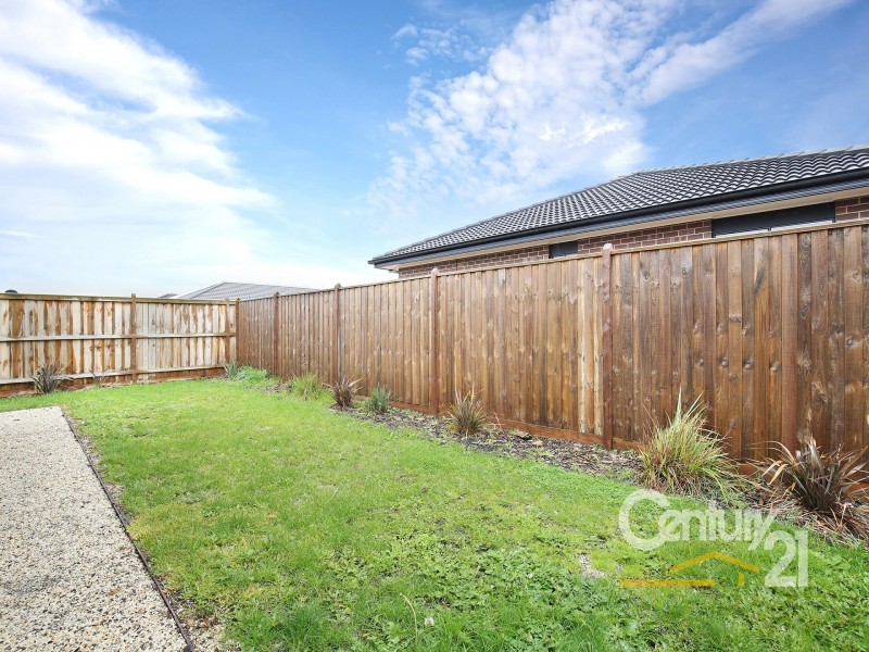 67 Macumba Drive, Clyde North VIC 3978