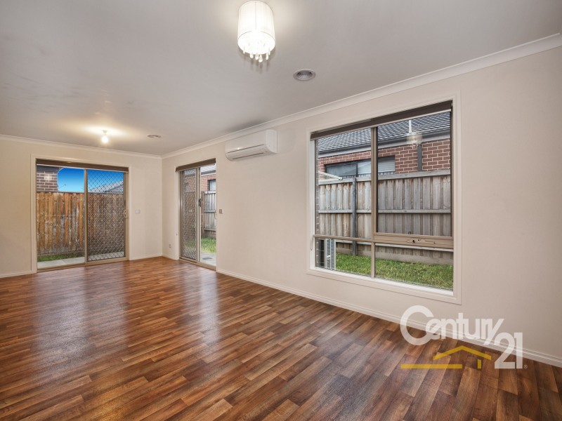 13 Longmeadow Road, Officer VIC 3809