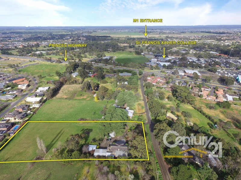 5 Glismann Road, Beaconsfield VIC 3807