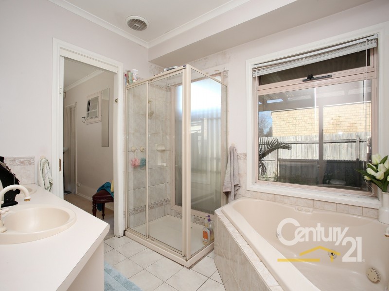 7 Littlecroft Avenue, Narre Warren South VIC 3805