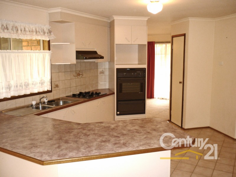 81 Bellevue Drive, Berwick VIC 3806