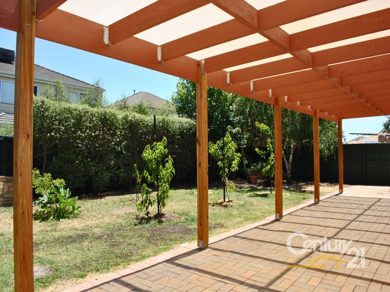 31 Chatswood Drive, Narre Warren South VIC 3805