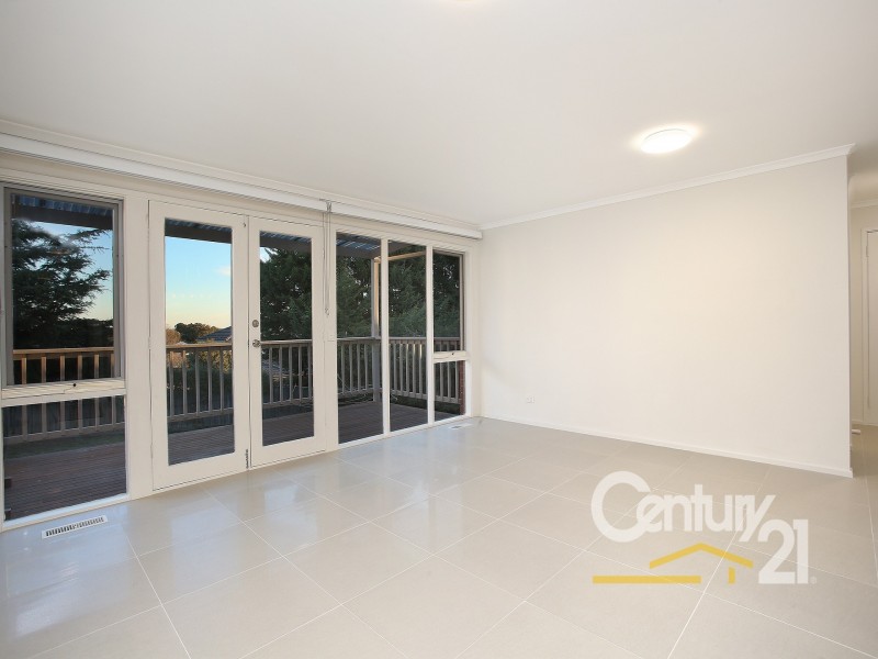 5 Maryn Close, Berwick VIC 3806